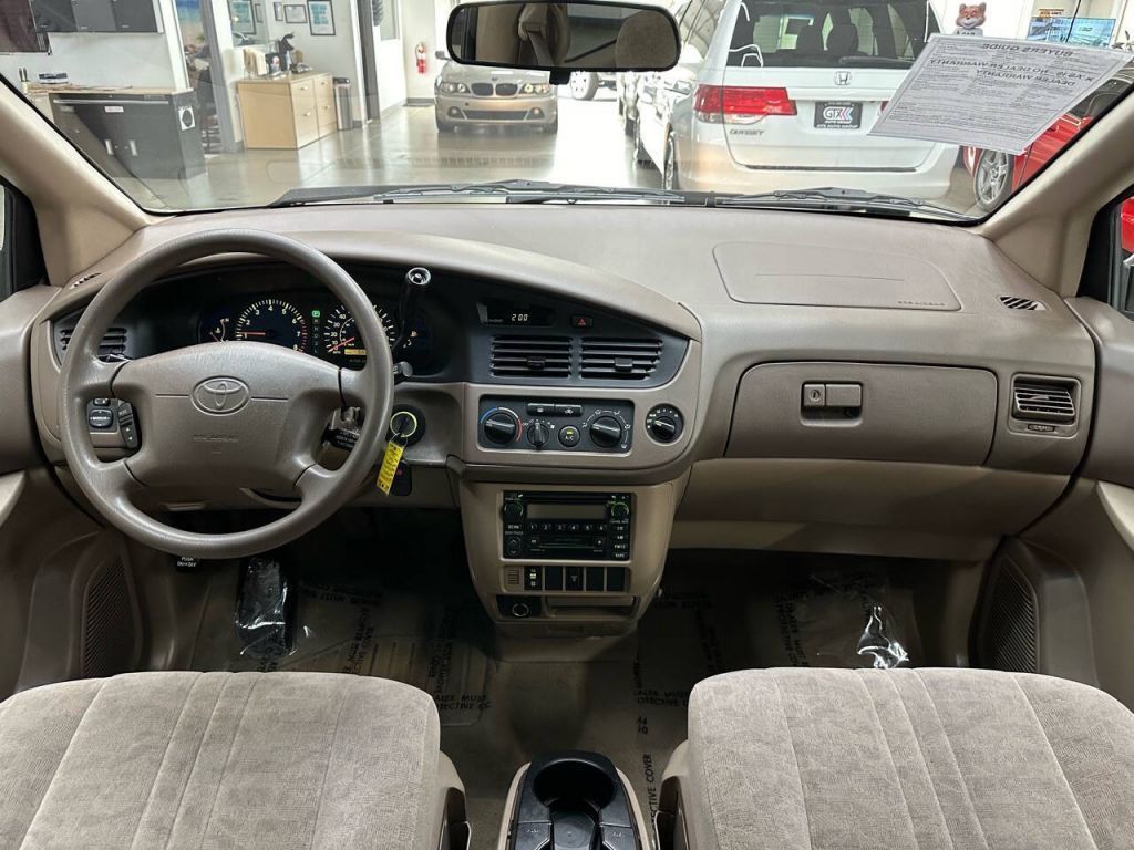 2003 Toyota Sienna