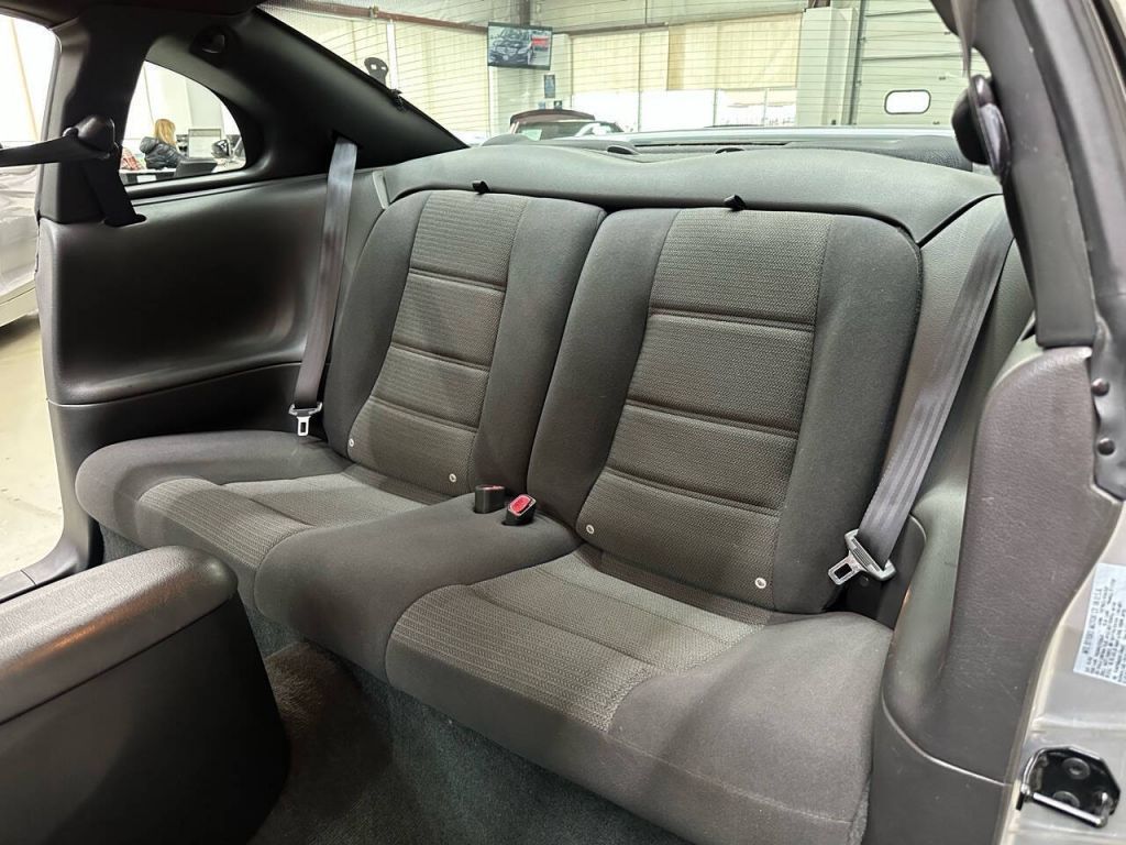 2004 Ford Mustang