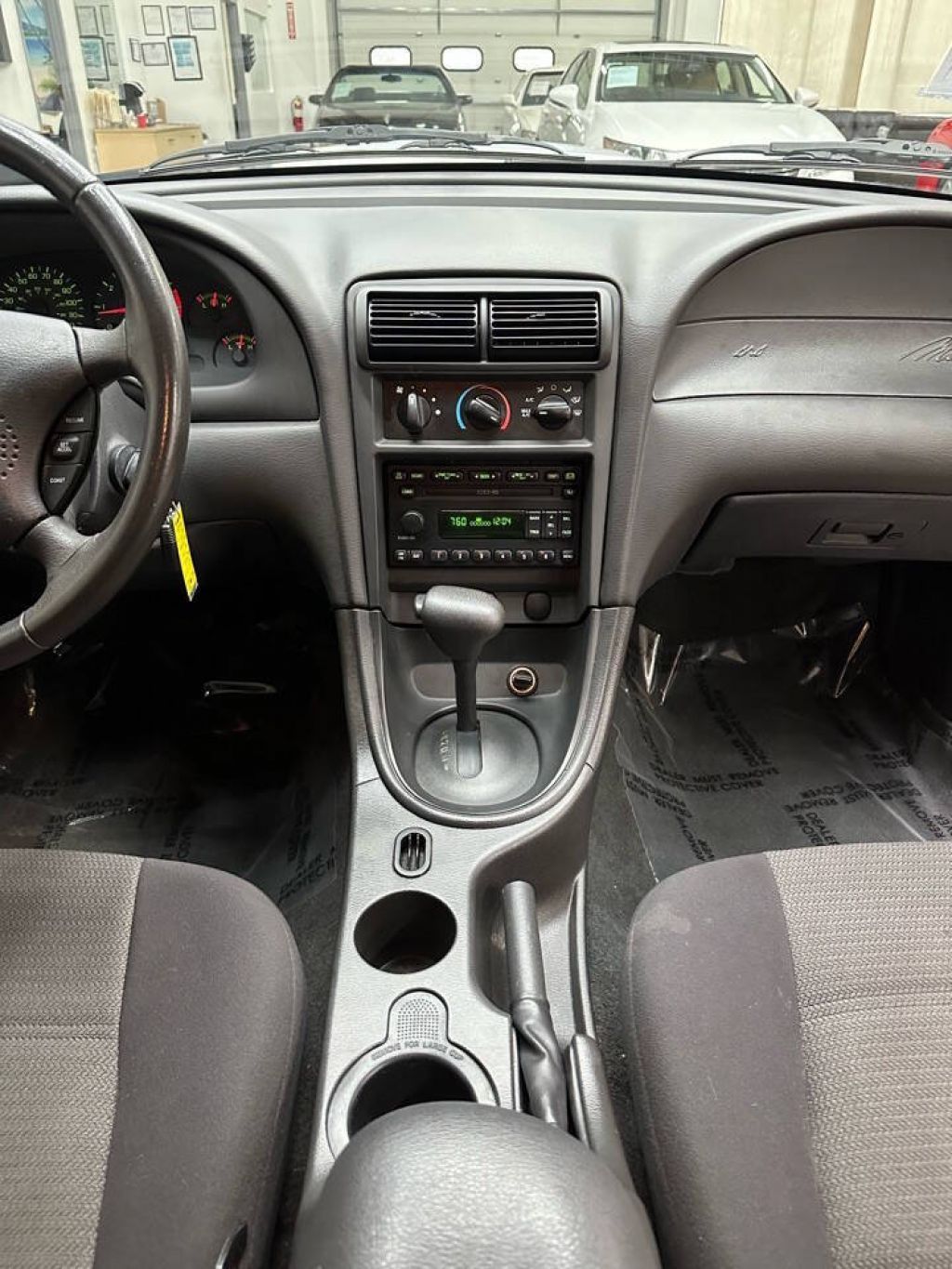 2004 Ford Mustang