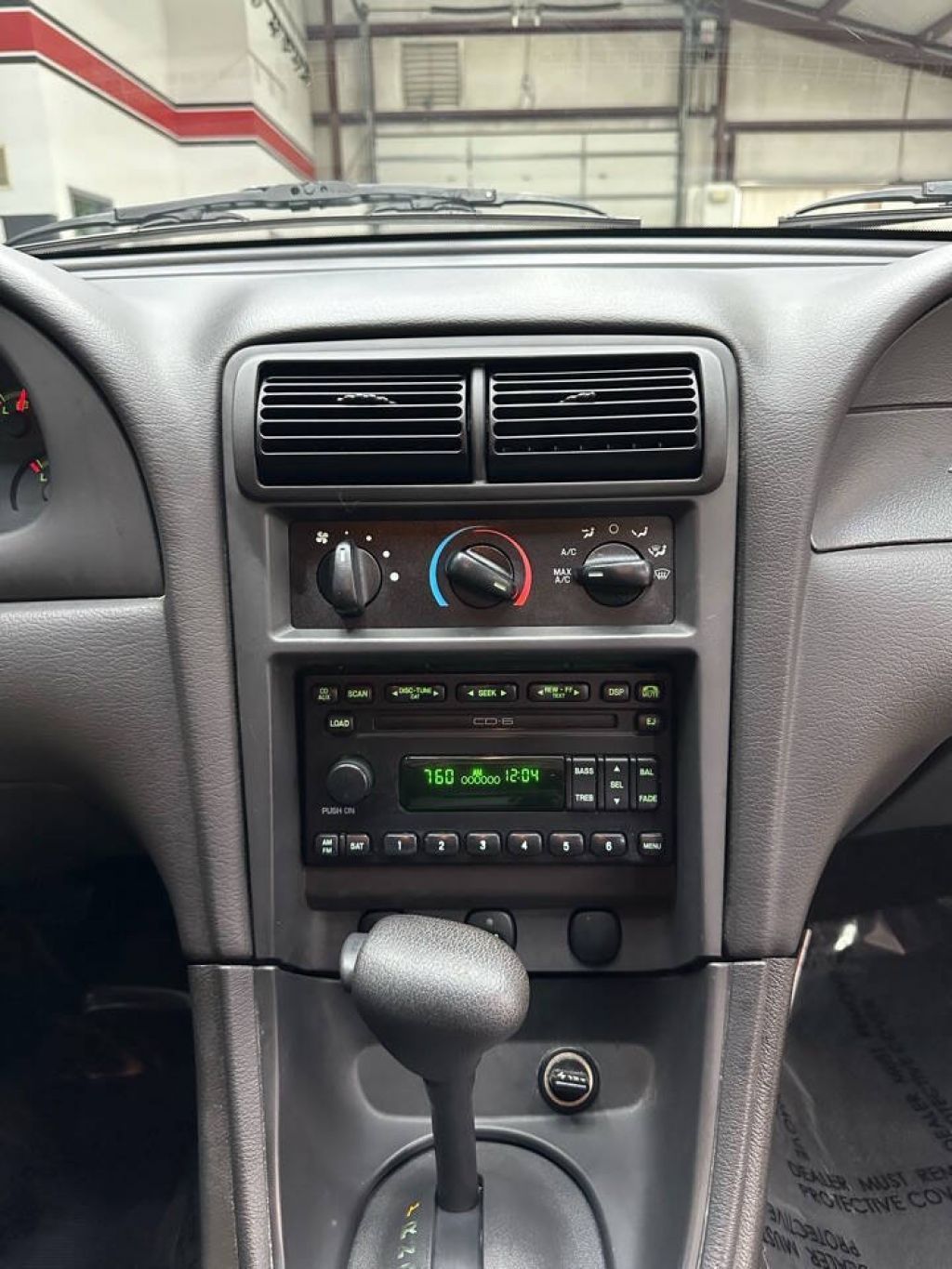 2004 Ford Mustang