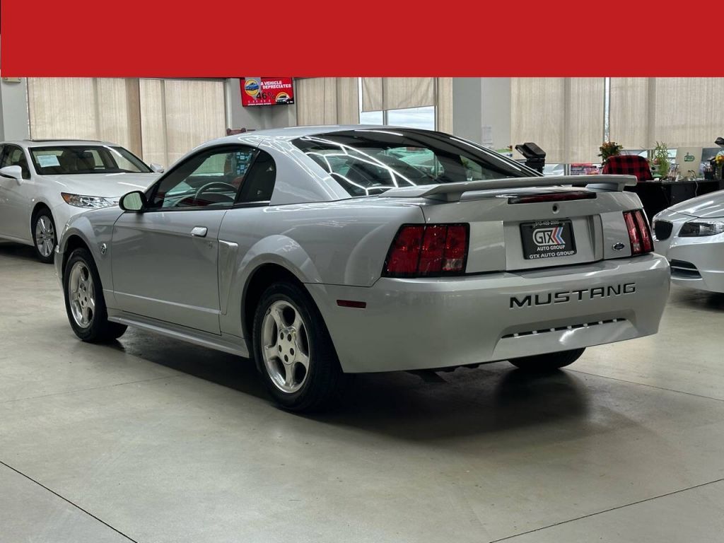 2004 Ford Mustang