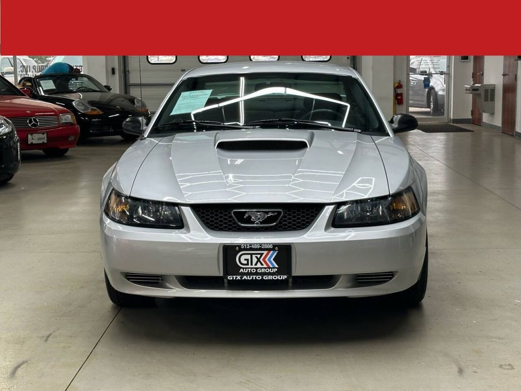 2004 Ford Mustang