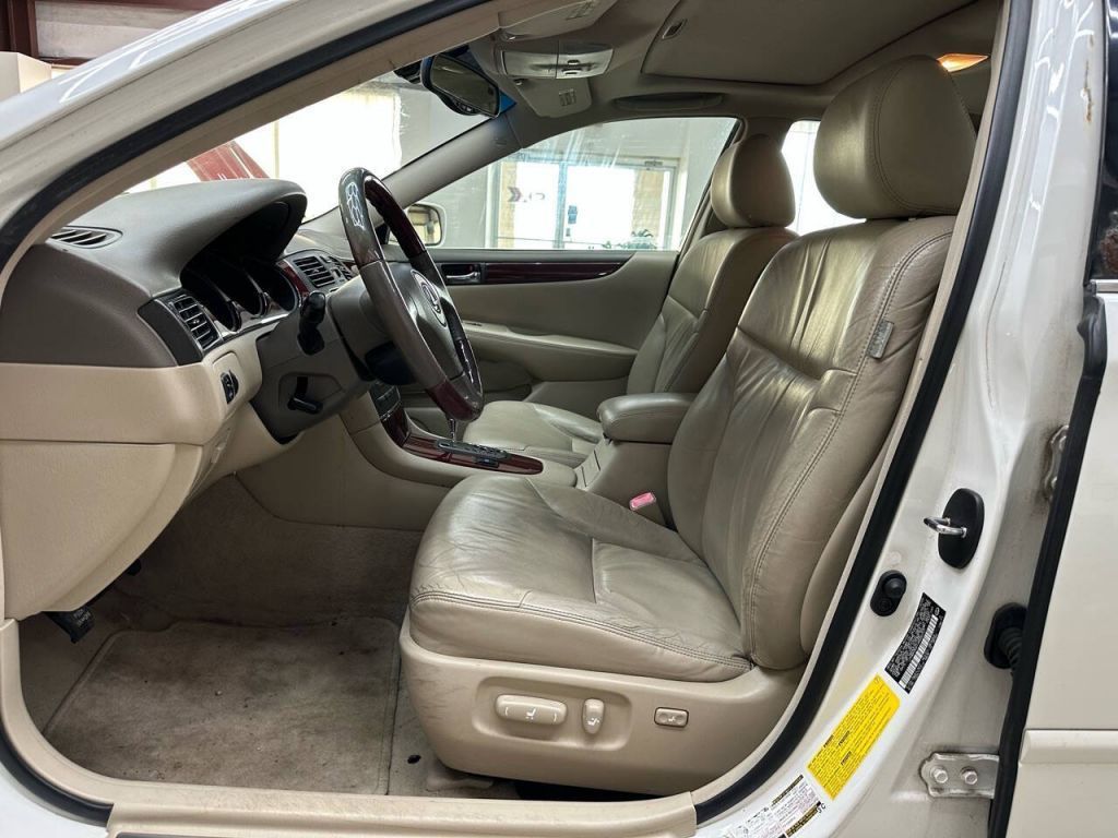 2004 Lexus ES 330