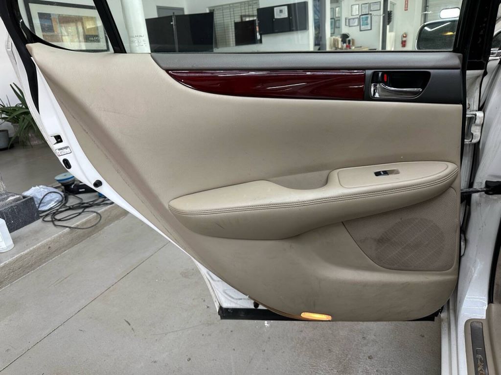 2004 Lexus ES 330