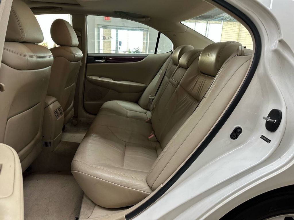 2004 Lexus ES 330