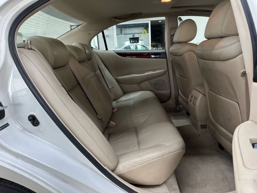 2004 Lexus ES 330
