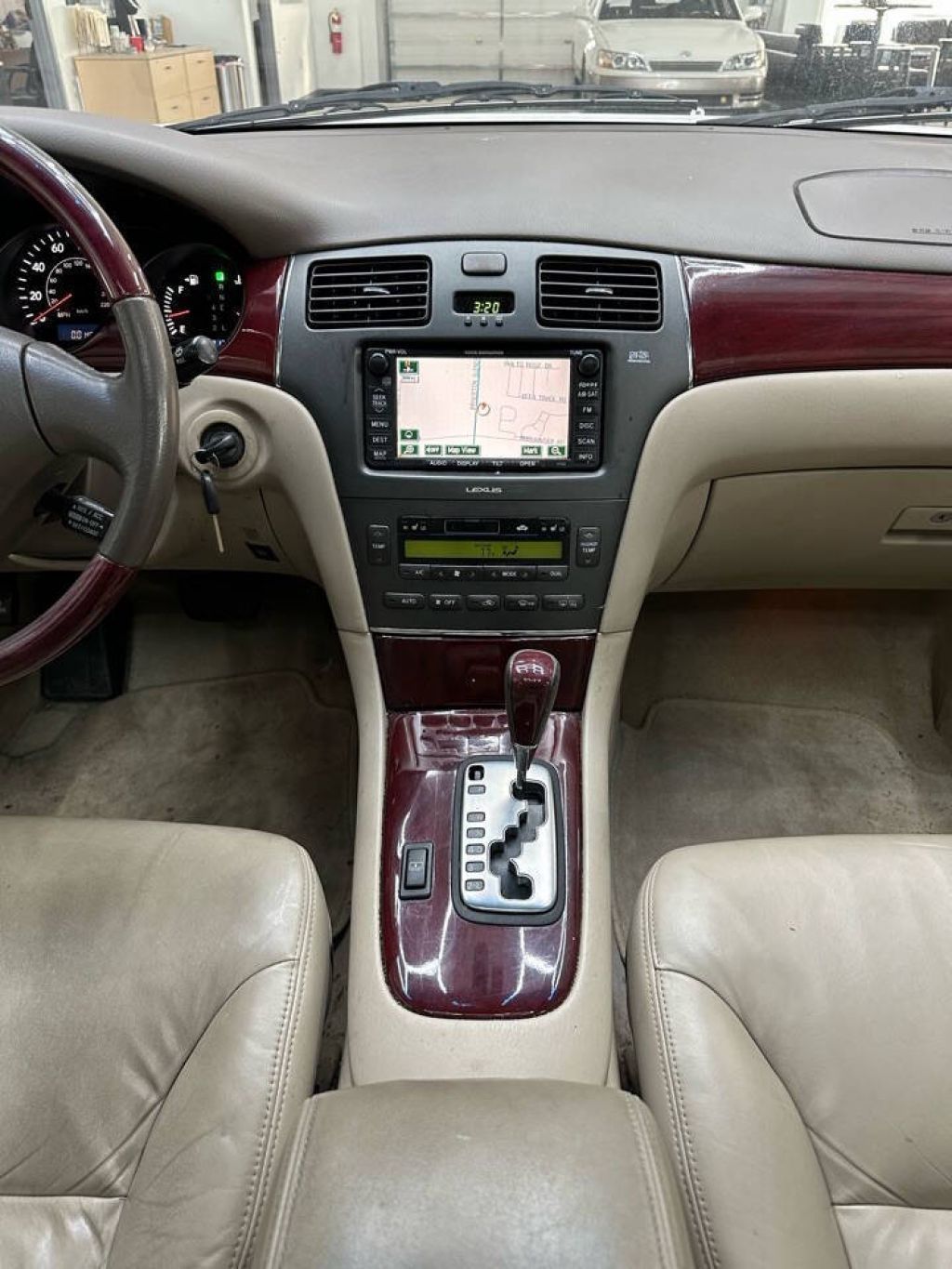 2004 Lexus ES 330