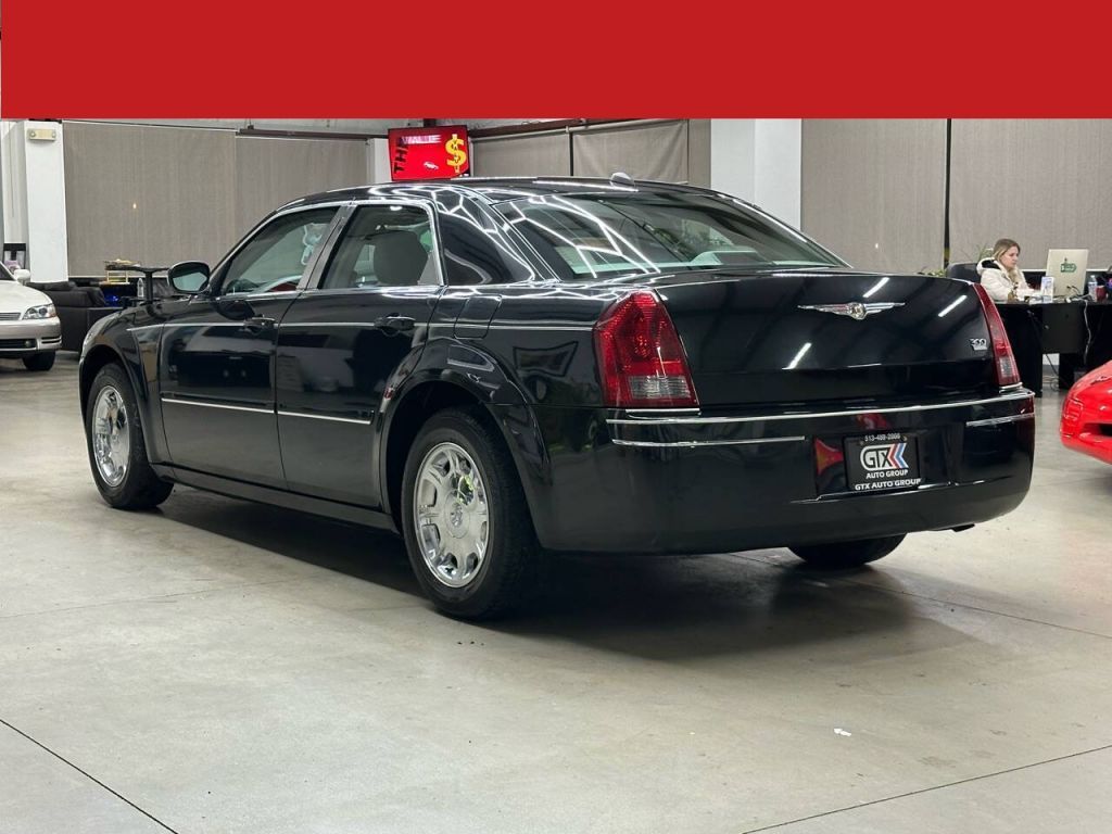 2005 Chrysler 300