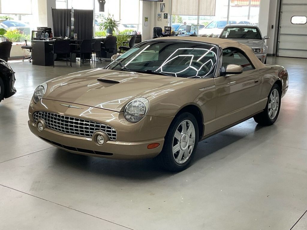 2005 Ford Thunderbird