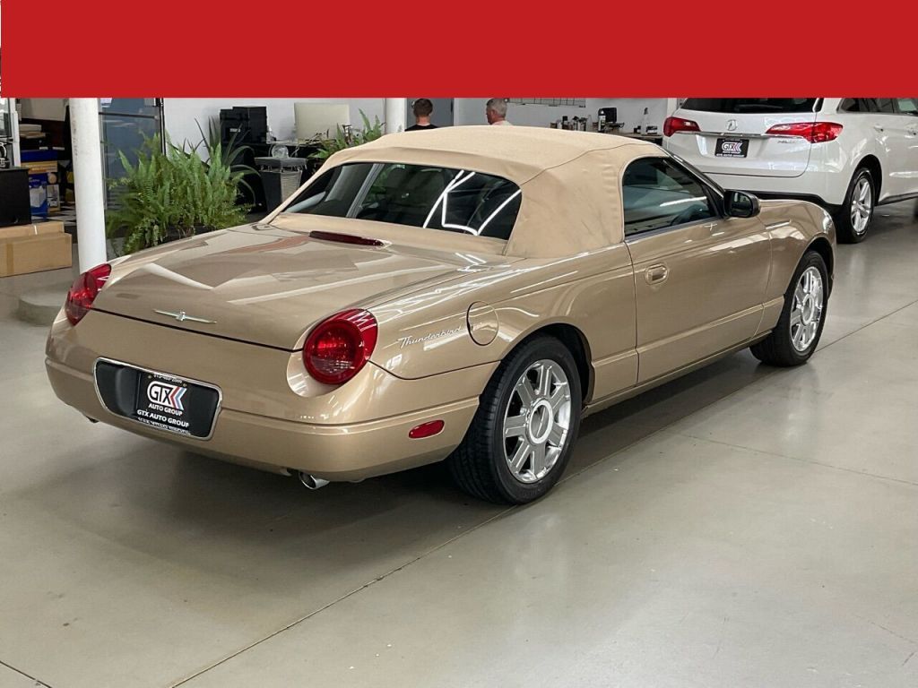 2005 Ford Thunderbird