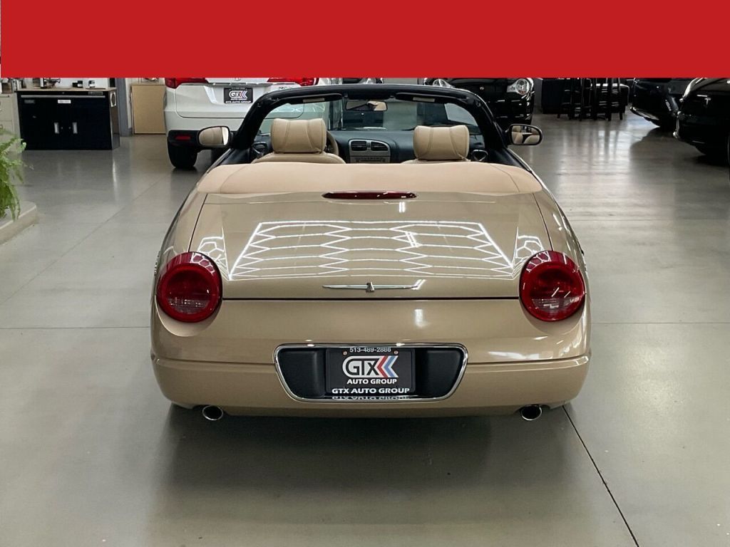 2005 Ford Thunderbird