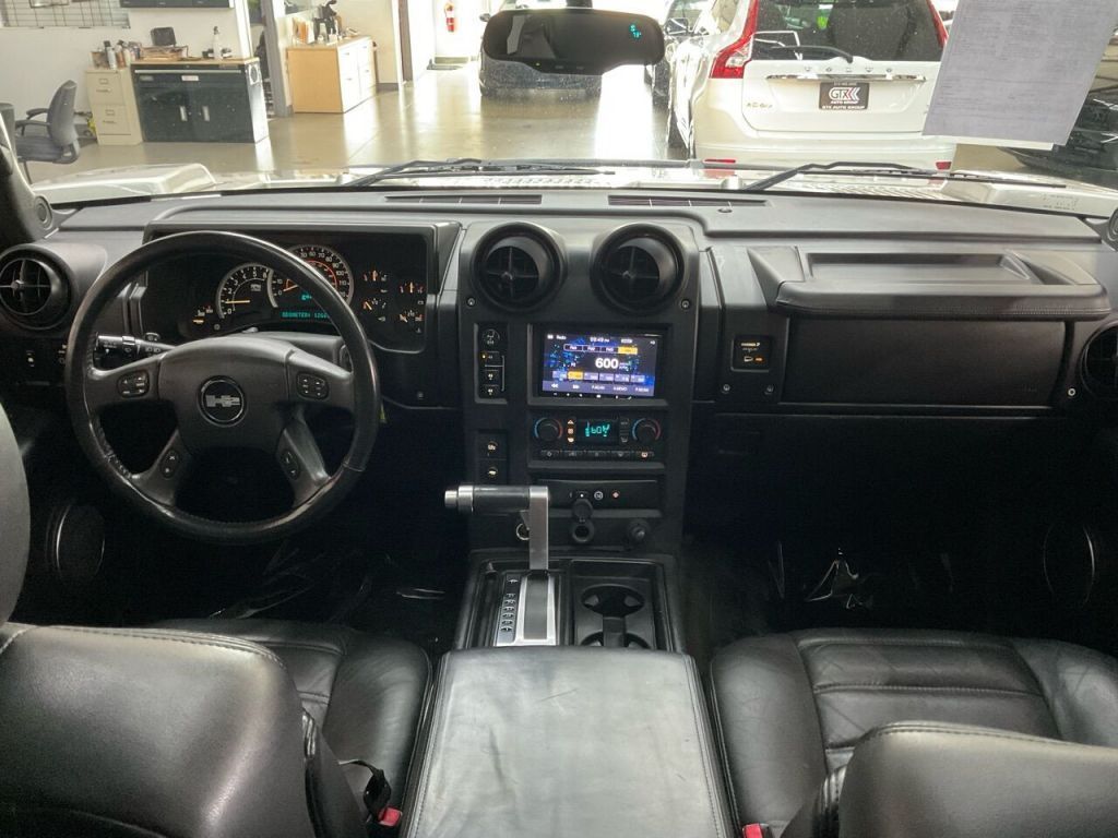 2005 HUMMER H2