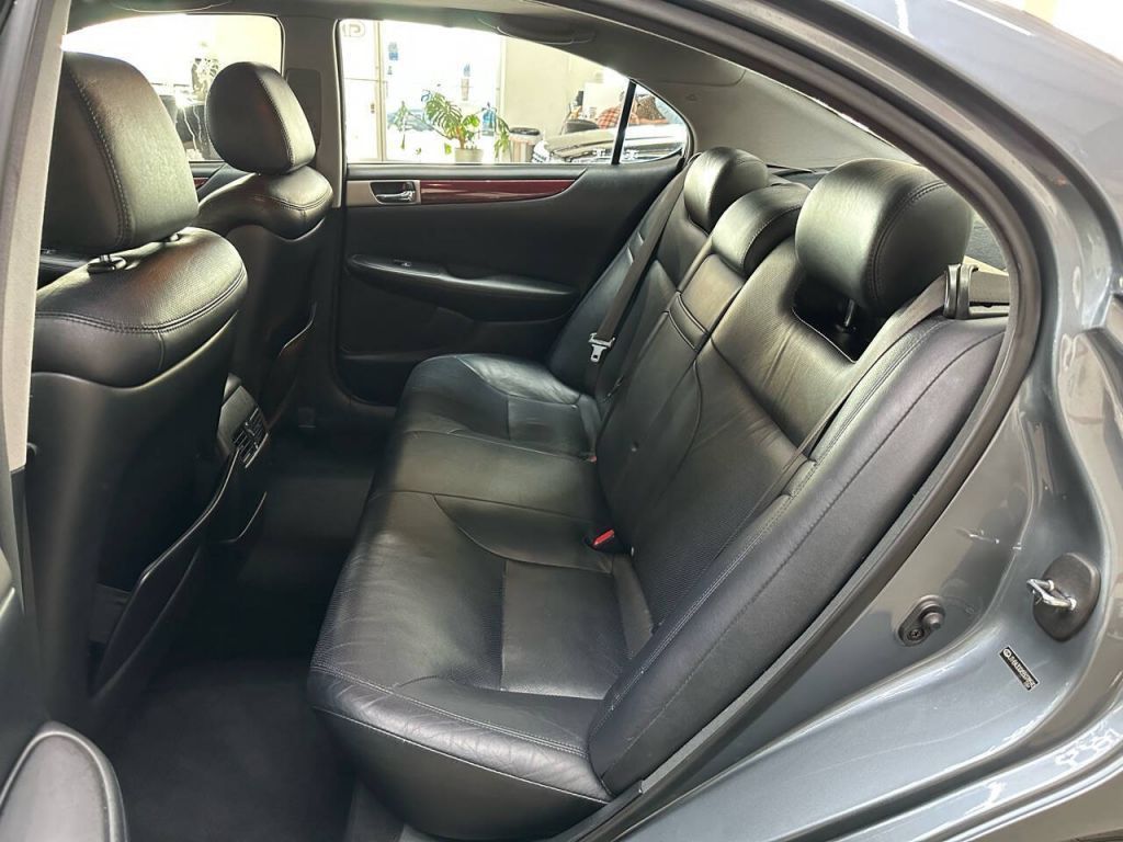 2005 Lexus ES 330