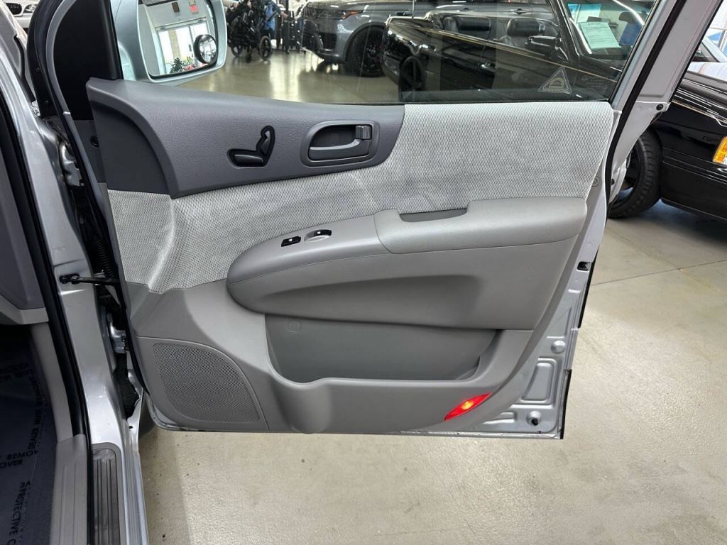 2008 Kia Sedona