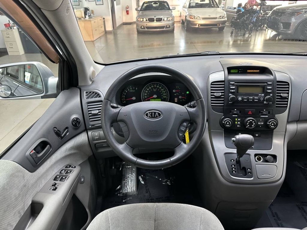 2008 Kia Sedona