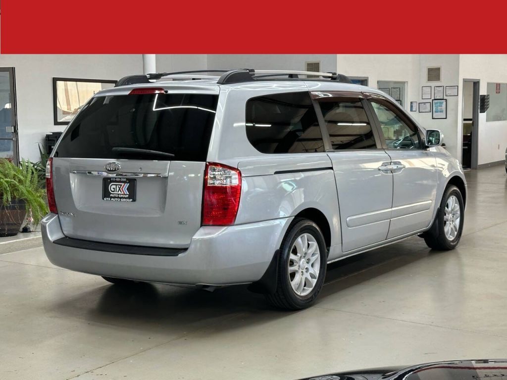 2008 Kia Sedona