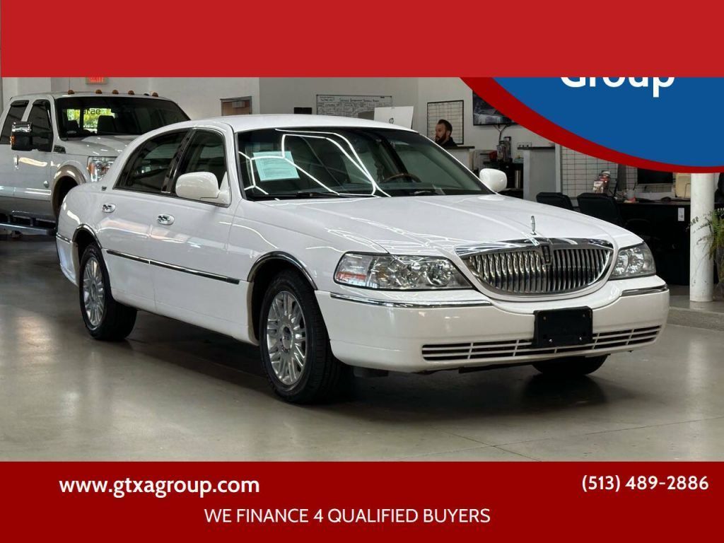 2008 Lincoln Town Car