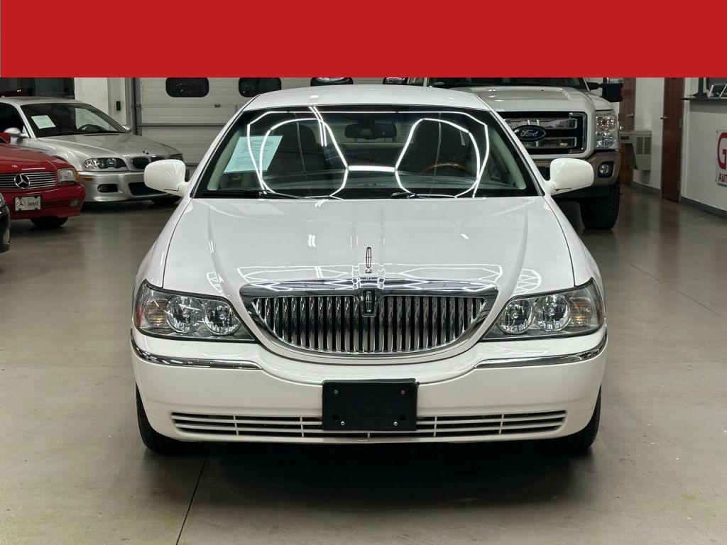 2008 Lincoln Town Car