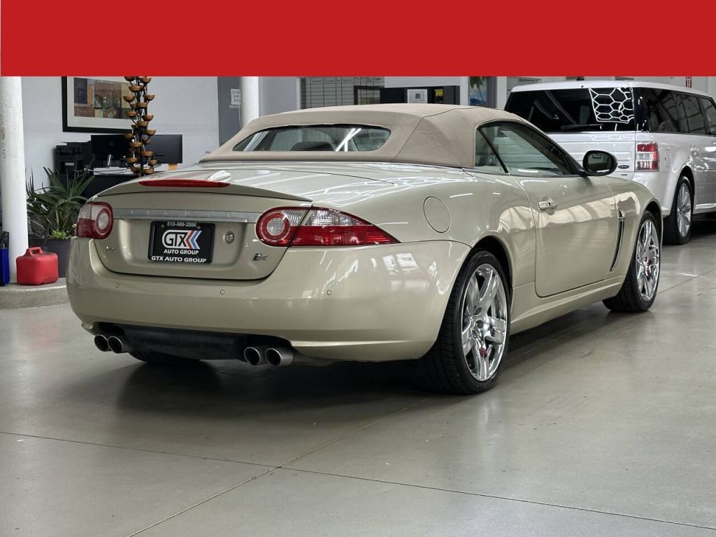 2009 Jaguar XKR