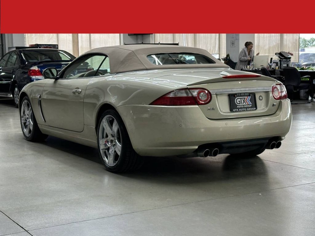 2009 Jaguar XKR