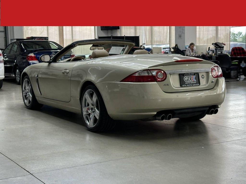 2009 Jaguar XKR