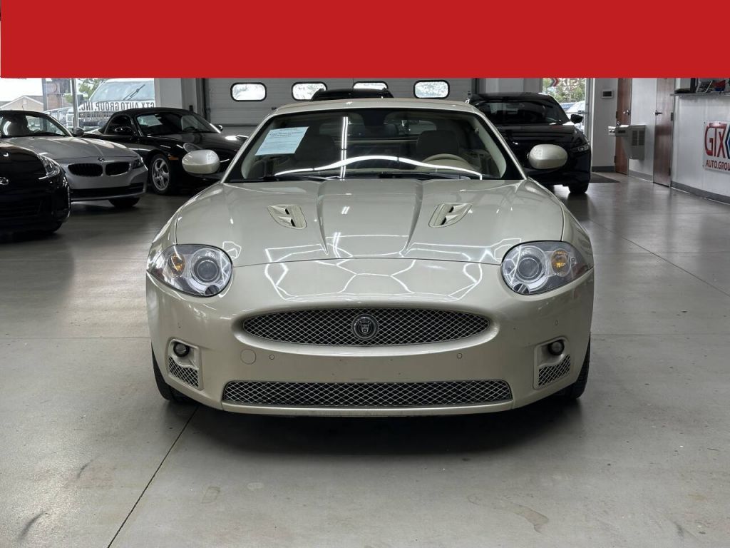 2009 Jaguar XKR
