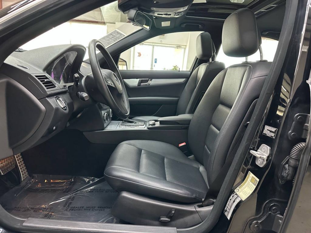 2010 Mercedes-Benz C 300