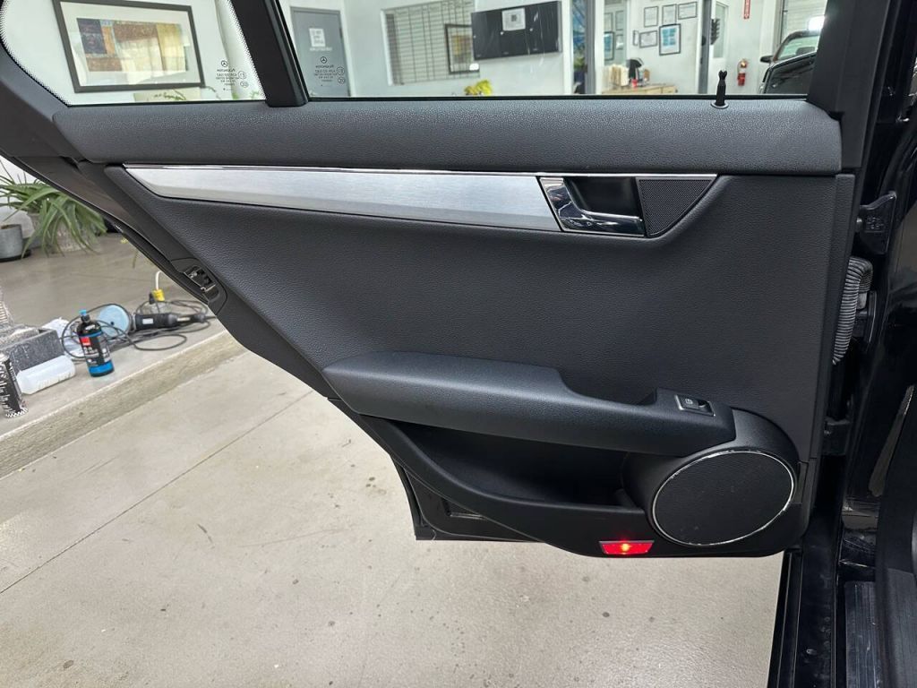 2010 Mercedes-Benz C 300