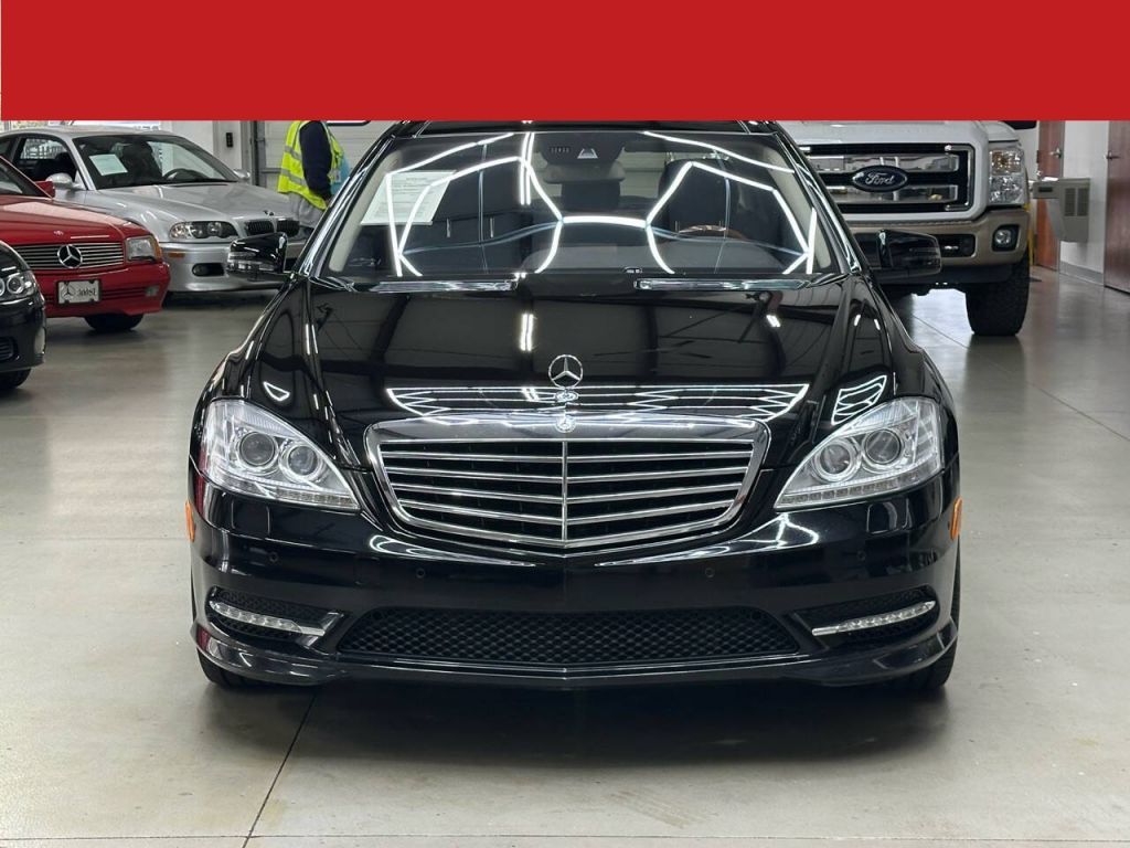 2010 Mercedes-Benz S 550