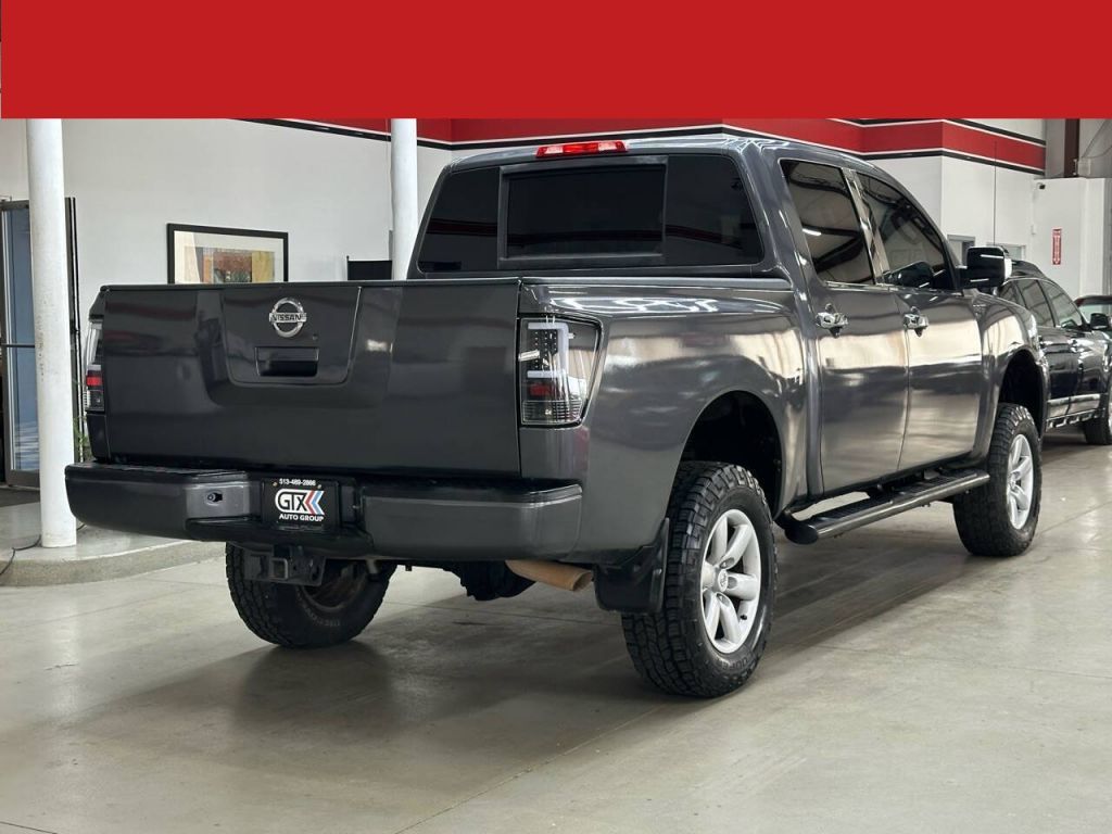 2010 Nissan Titan