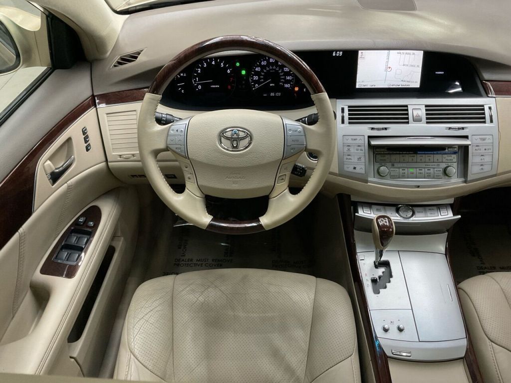 2010 Toyota Avalon