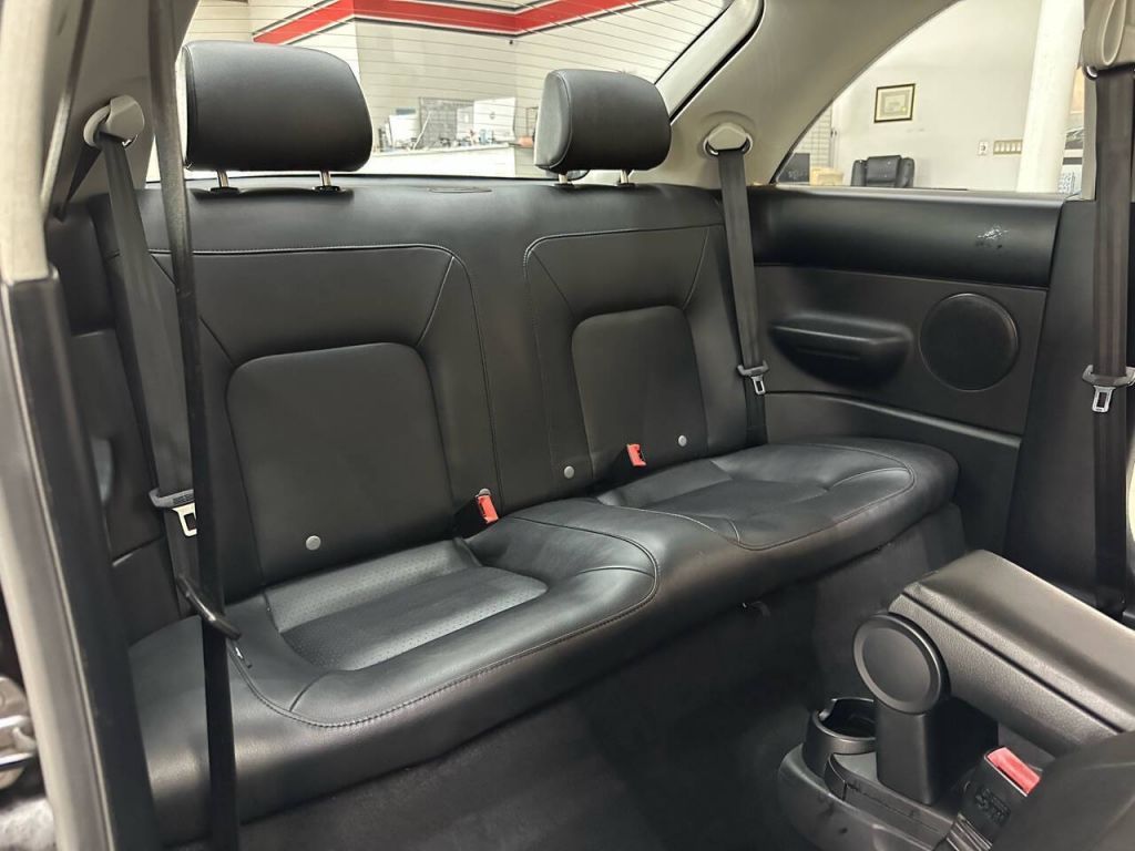 2010 Volkswagen New Beetle