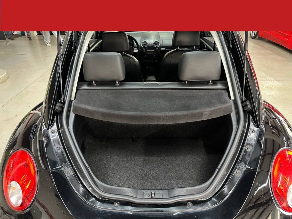 2010 Volkswagen New Beetle