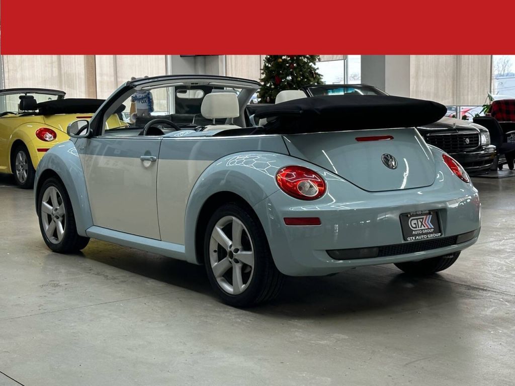 2010 Volkswagen New Beetle