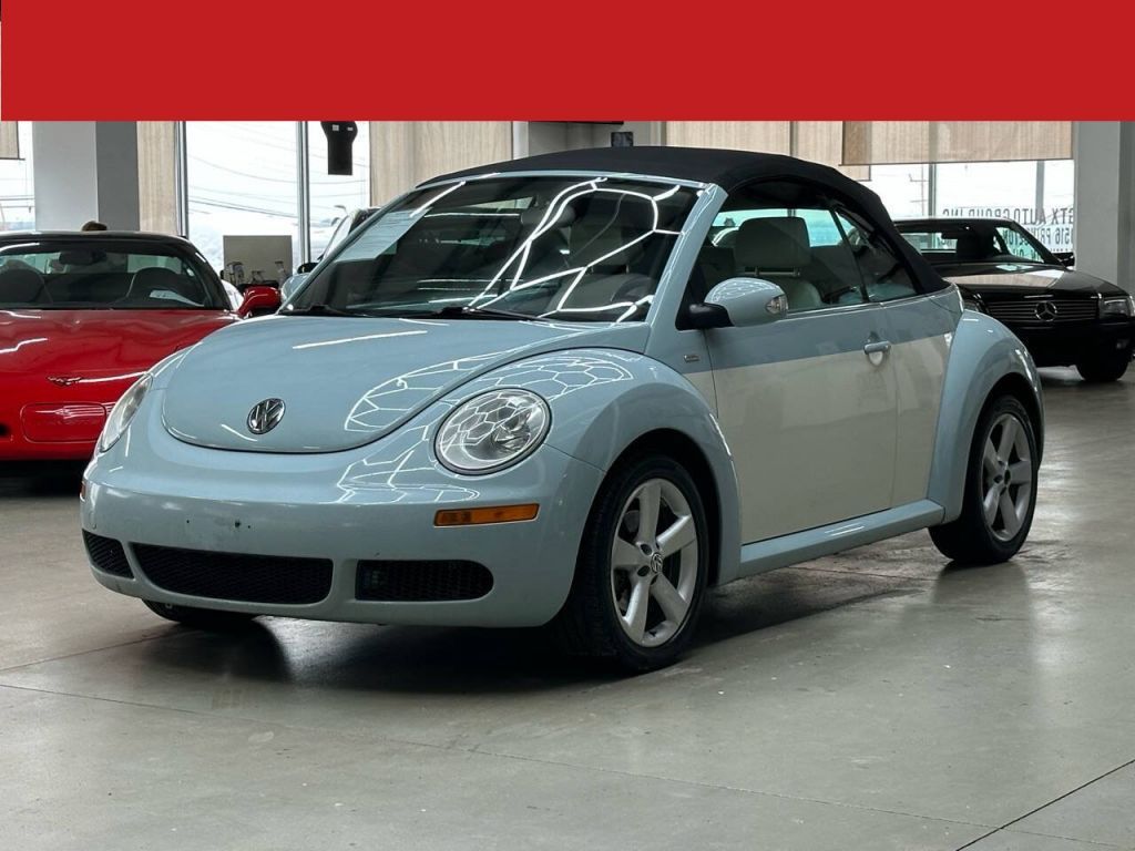 2010 Volkswagen New Beetle