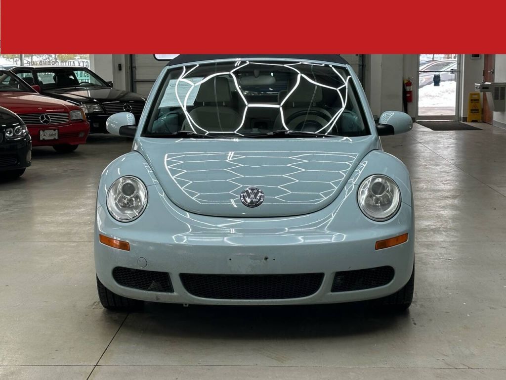 2010 Volkswagen New Beetle