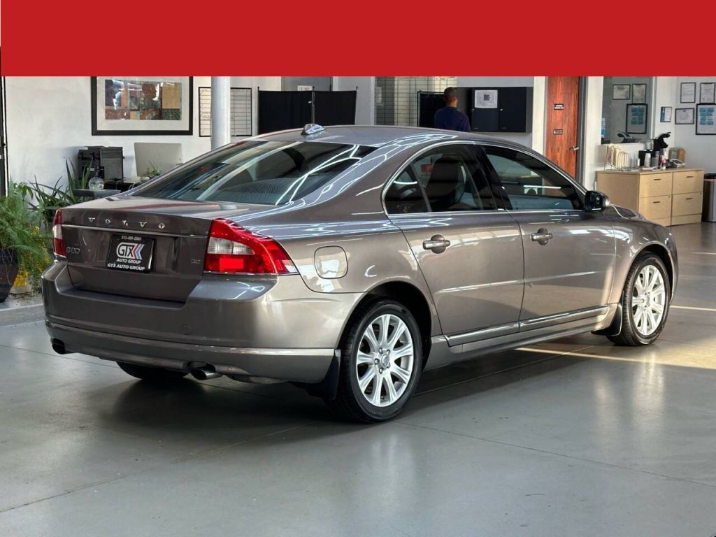 2010 Volvo S80