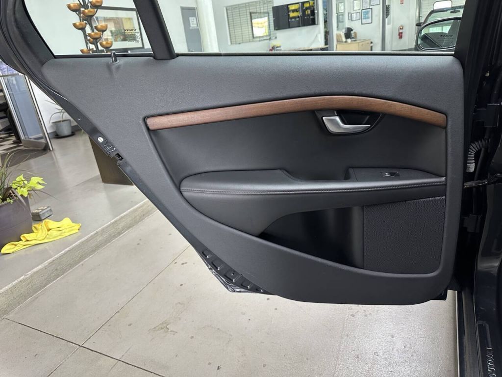 2010 Volvo S80