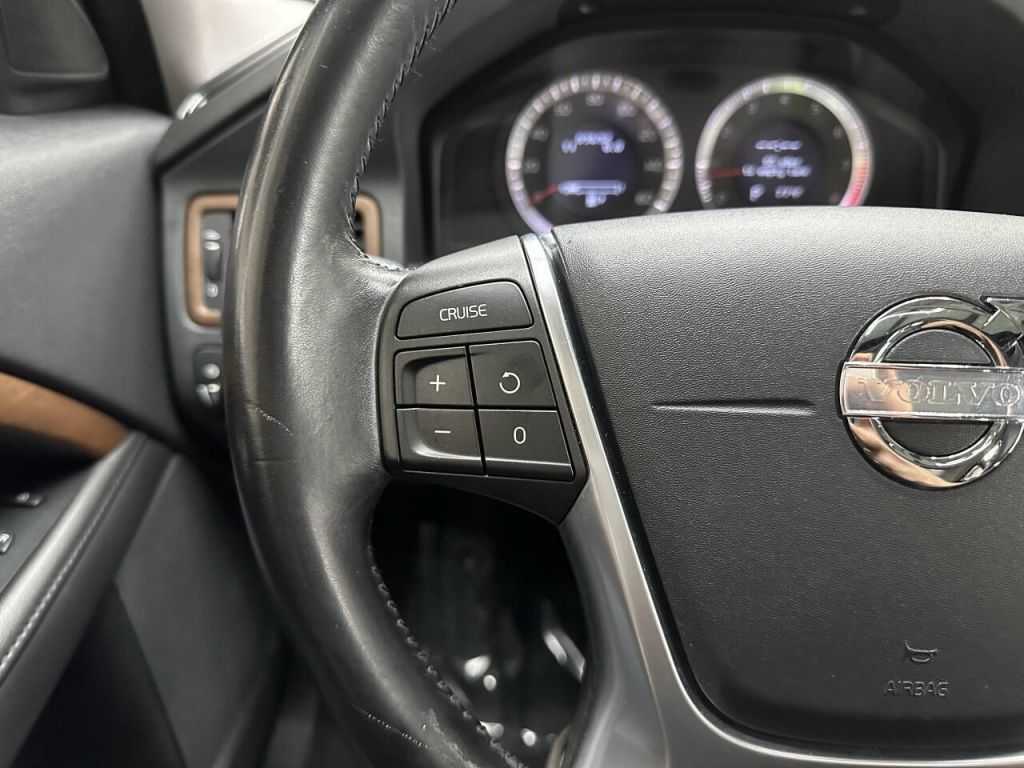 2010 Volvo S80