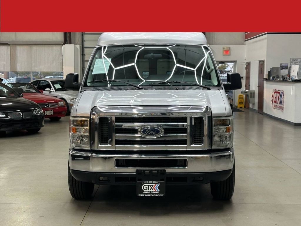 2011 Ford E-350 Super Duty