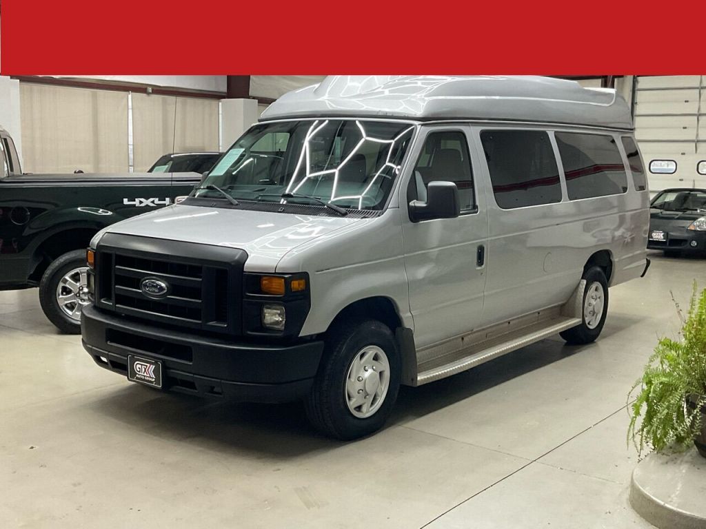 2011 Ford Econoline Wagon