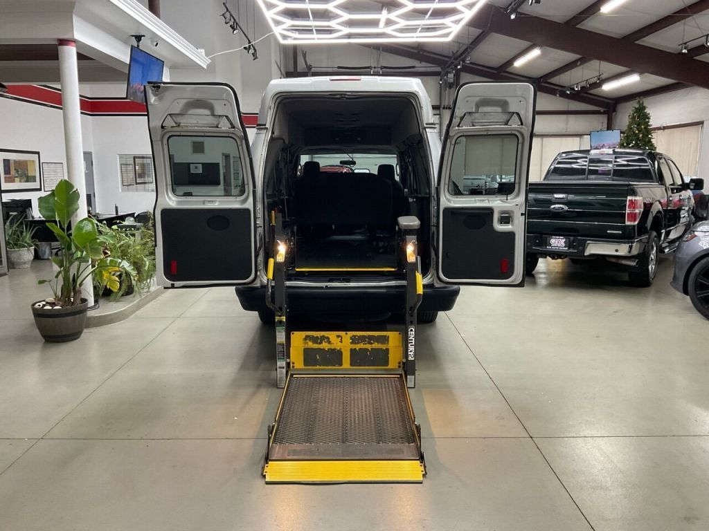 2011 Ford Econoline Wagon