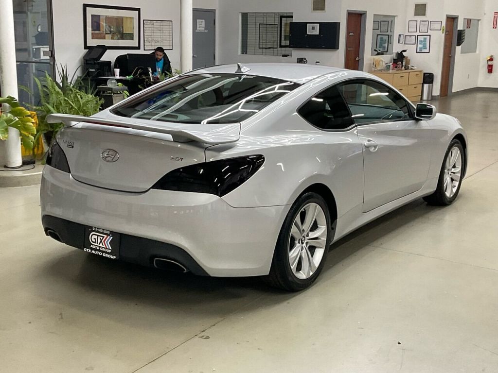 2011 Hyundai Genesis Coupe