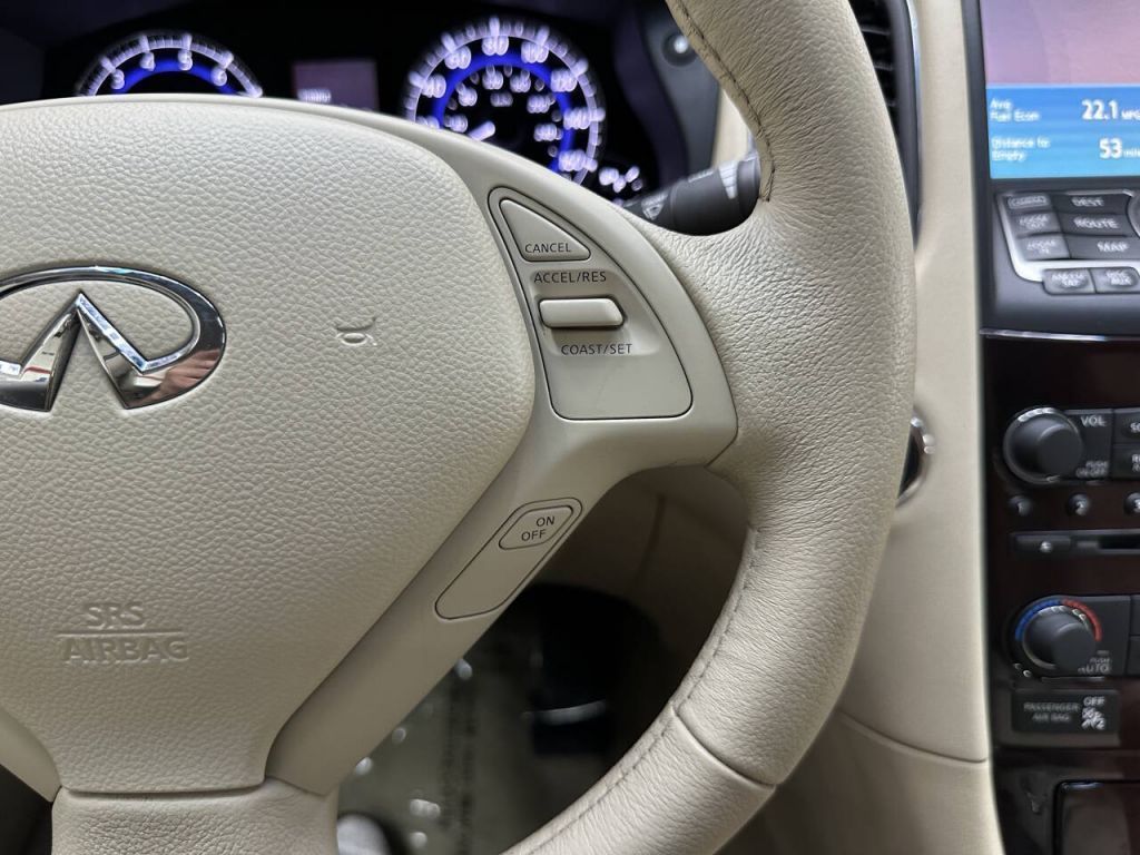 2011 INFINITI EX35