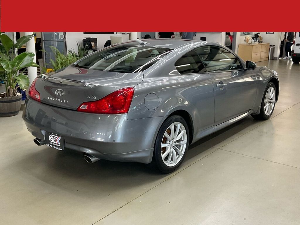 2011 INFINITI G37 Coupe