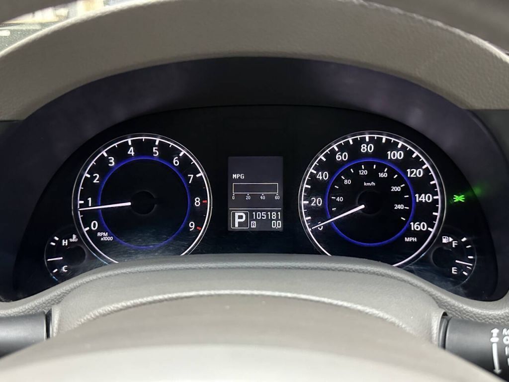 2011 INFINITI G37x