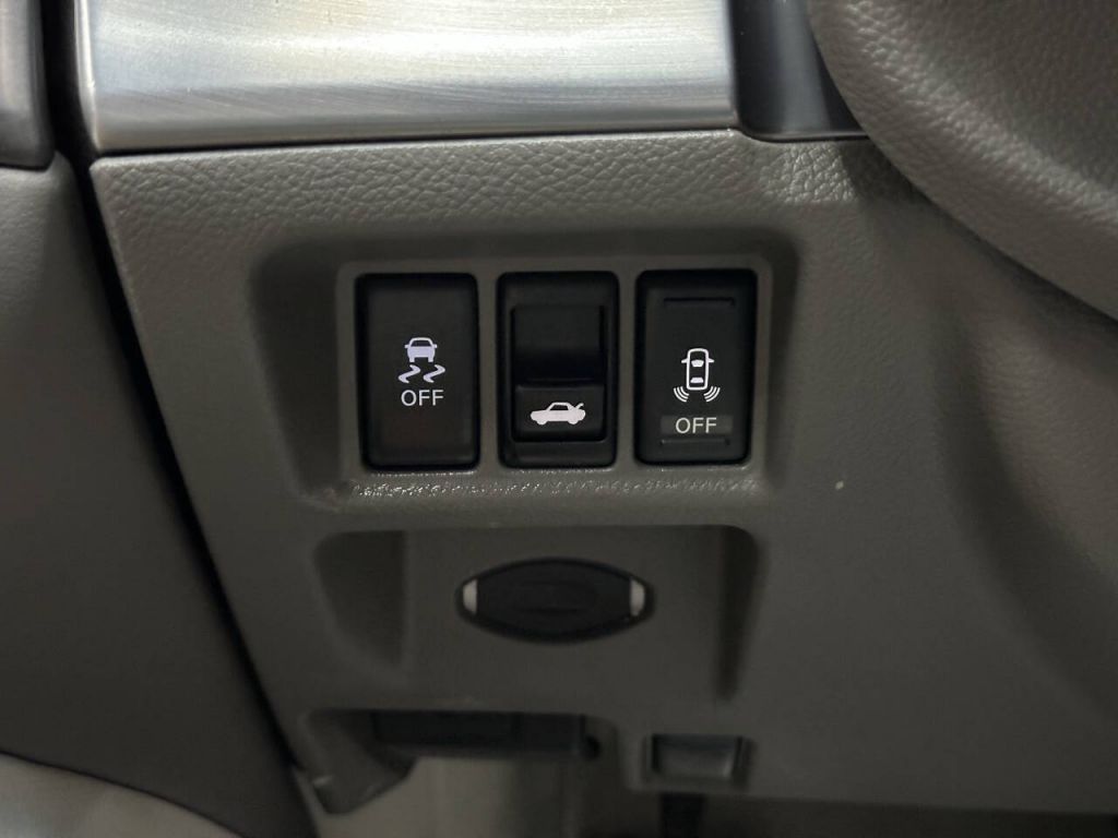 2011 INFINITI G37x