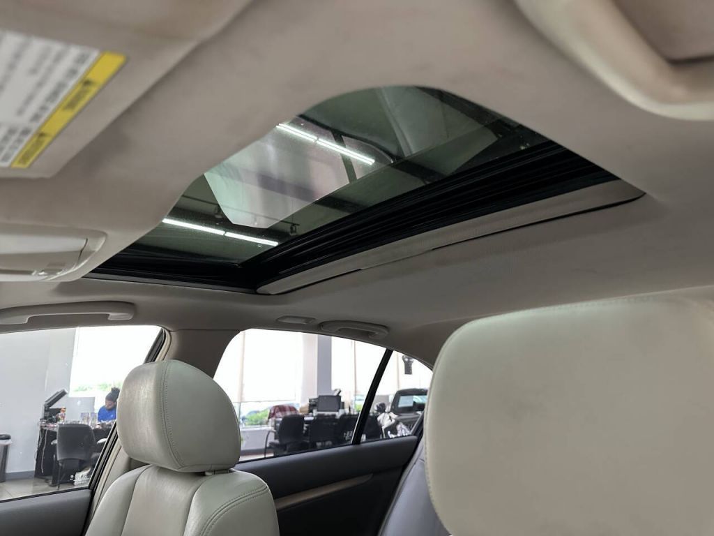 2011 INFINITI G37x