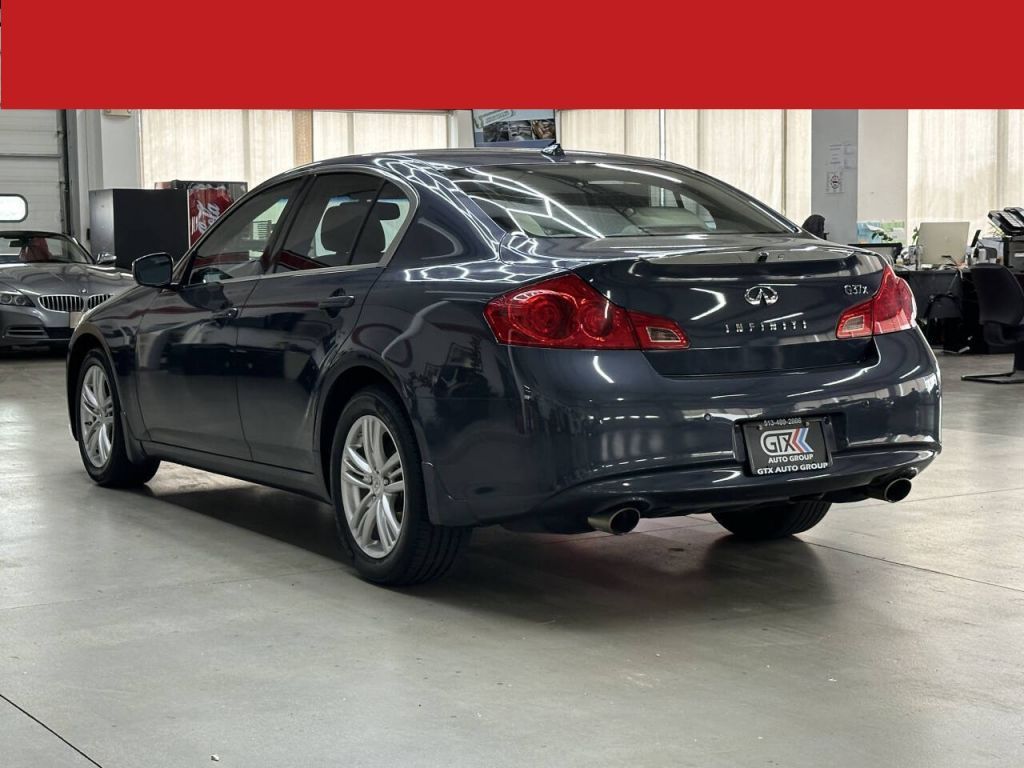 2011 INFINITI G37x