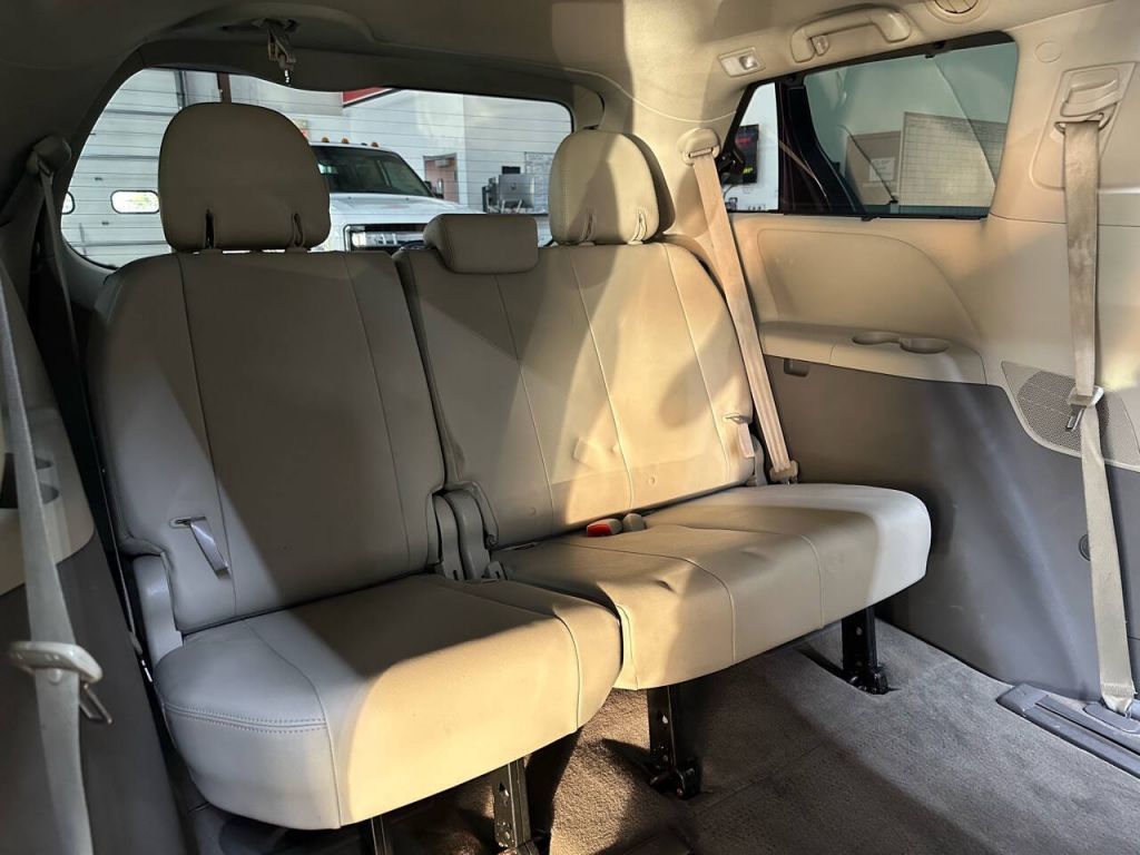 2011 Toyota Sienna